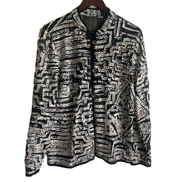 Chicos Women Top M Muted Tones Classic Button Up Netting Detail Artsy Mature - Picture 1 of 13